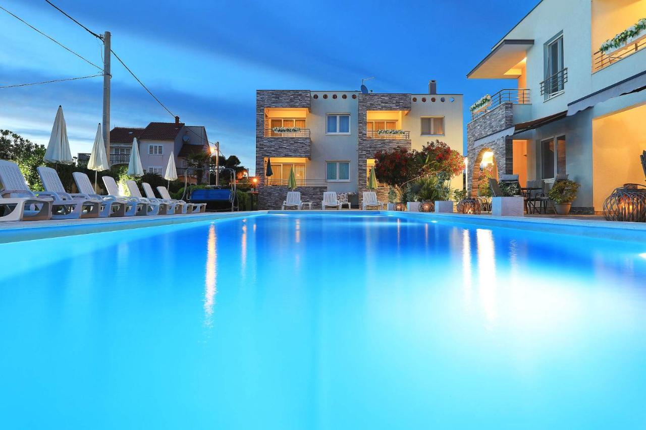 Apartments Punta Привлака Екстер'єр фото