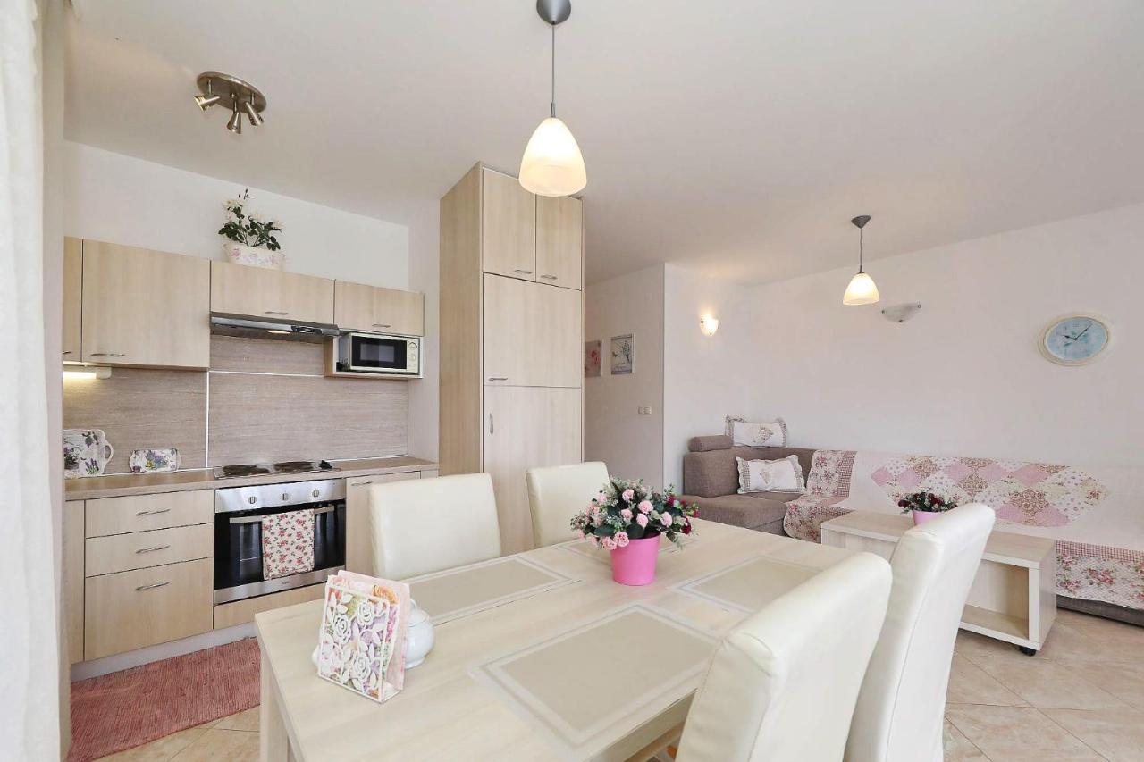 Apartments Punta Привлака Екстер'єр фото